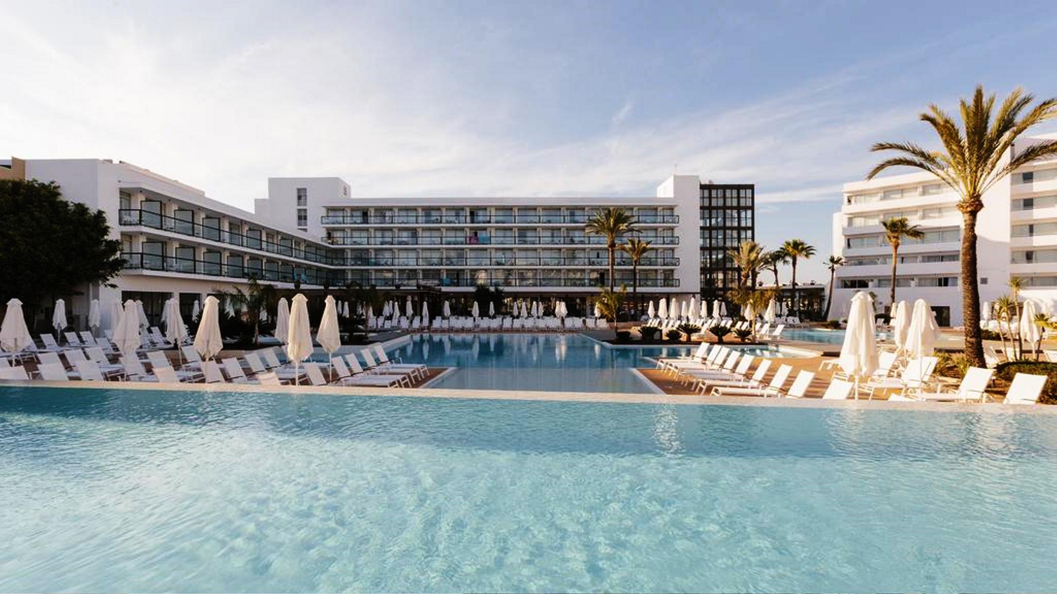 ホテル Aluasoul Ibiza - Adults Only Es Cana エクステリア 写真